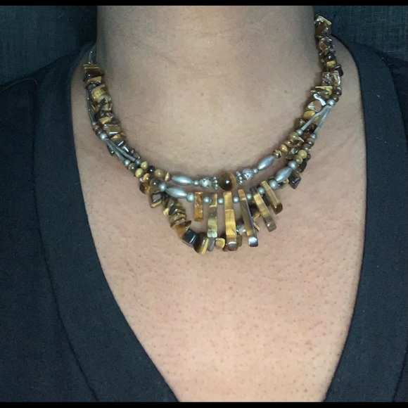 Silver screw in necklace, the other necklace fits over your head. Pre-owned - Picture 3 of 6